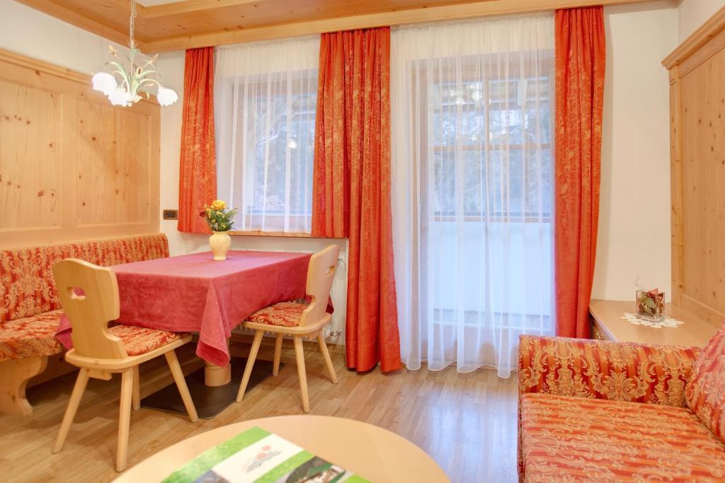 Residence Forcelles San Cassiano  Room photo